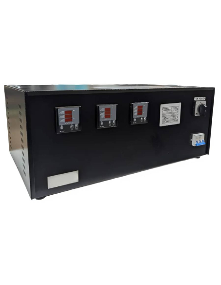 Three-phase voltage stabilizer with 10.5kVA (8.4kW) servomotor