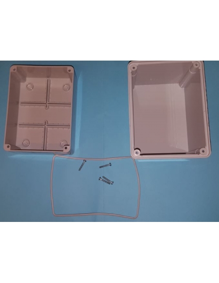 Plastic box 150x110x140mm smooth
